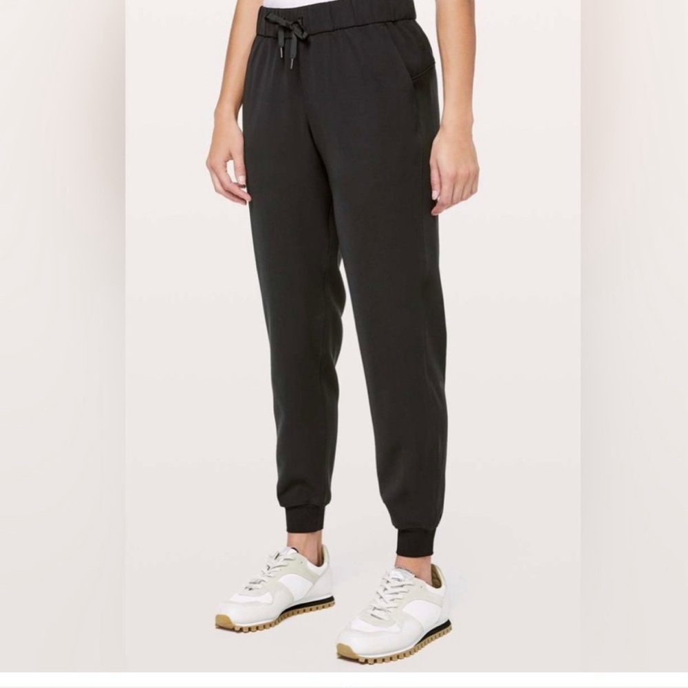 Lululemon On The Fly Joggers Size 10